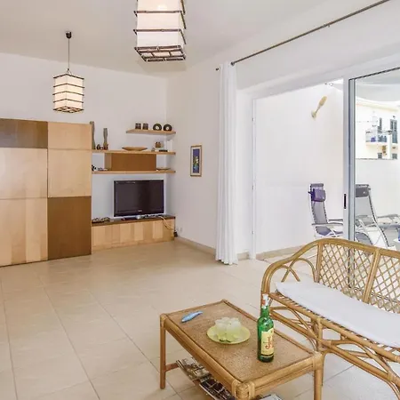 In With Kitchenette Holiday home Marina di Ragusa